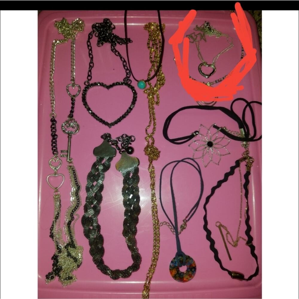 BOGO 1/2 Necklaces #1 [Add to Bundle!]